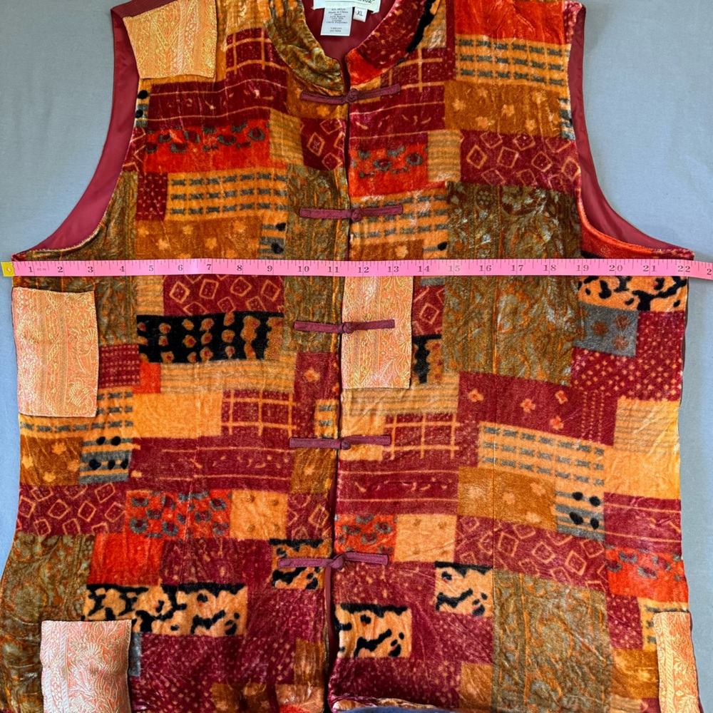 Coldwater Creek top women XL silk blend velvet patchwork vest red & orange - Picture 6 of 7